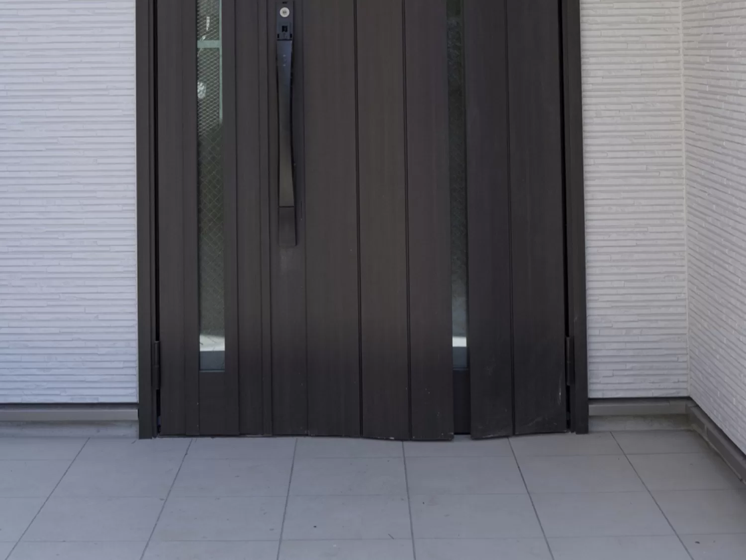 玄関の下部
