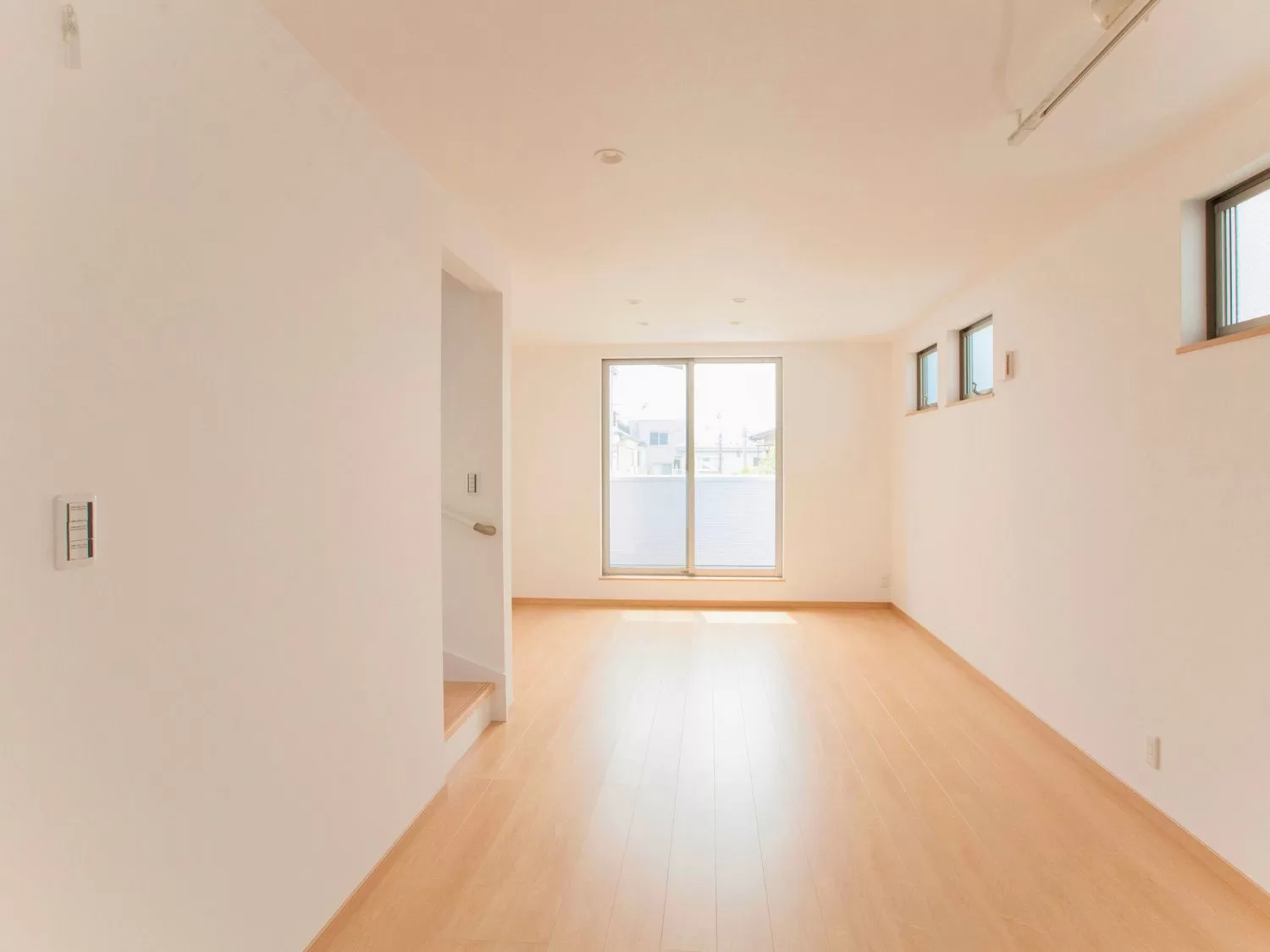 I-AREAシリーズ・施工例07（戸建住宅） - 2階部分を占める広々18.1帖のリビング・ダイニングキッチン